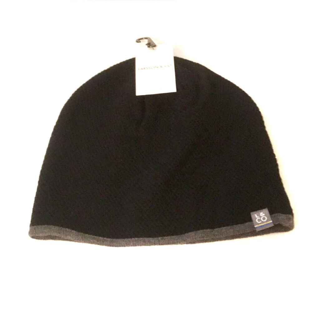 NWT Larsson & co beanie